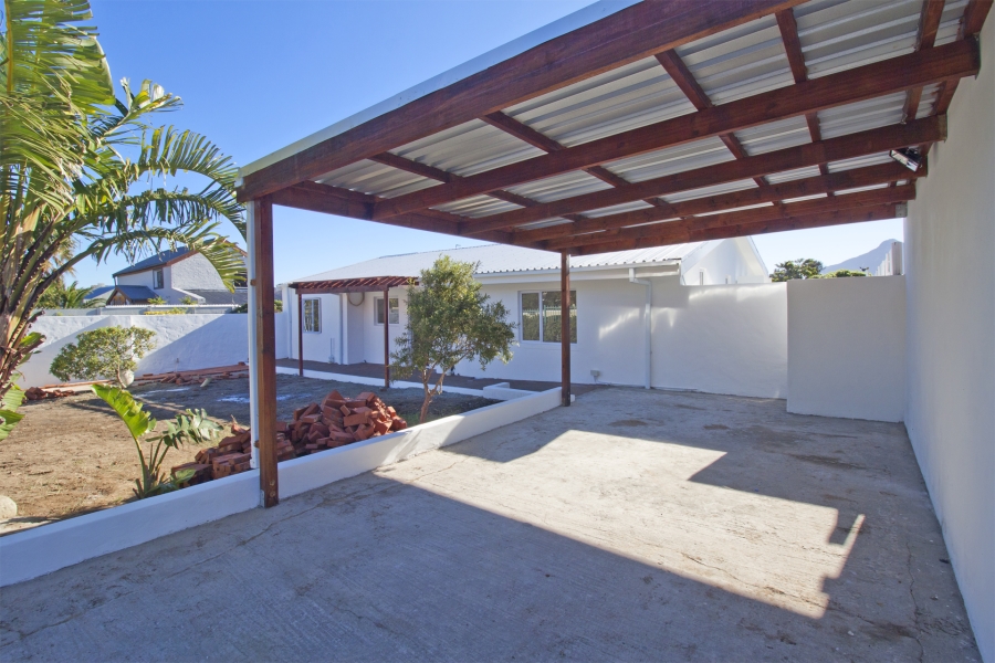 3 Bedroom Property for Sale in Capri Western Cape